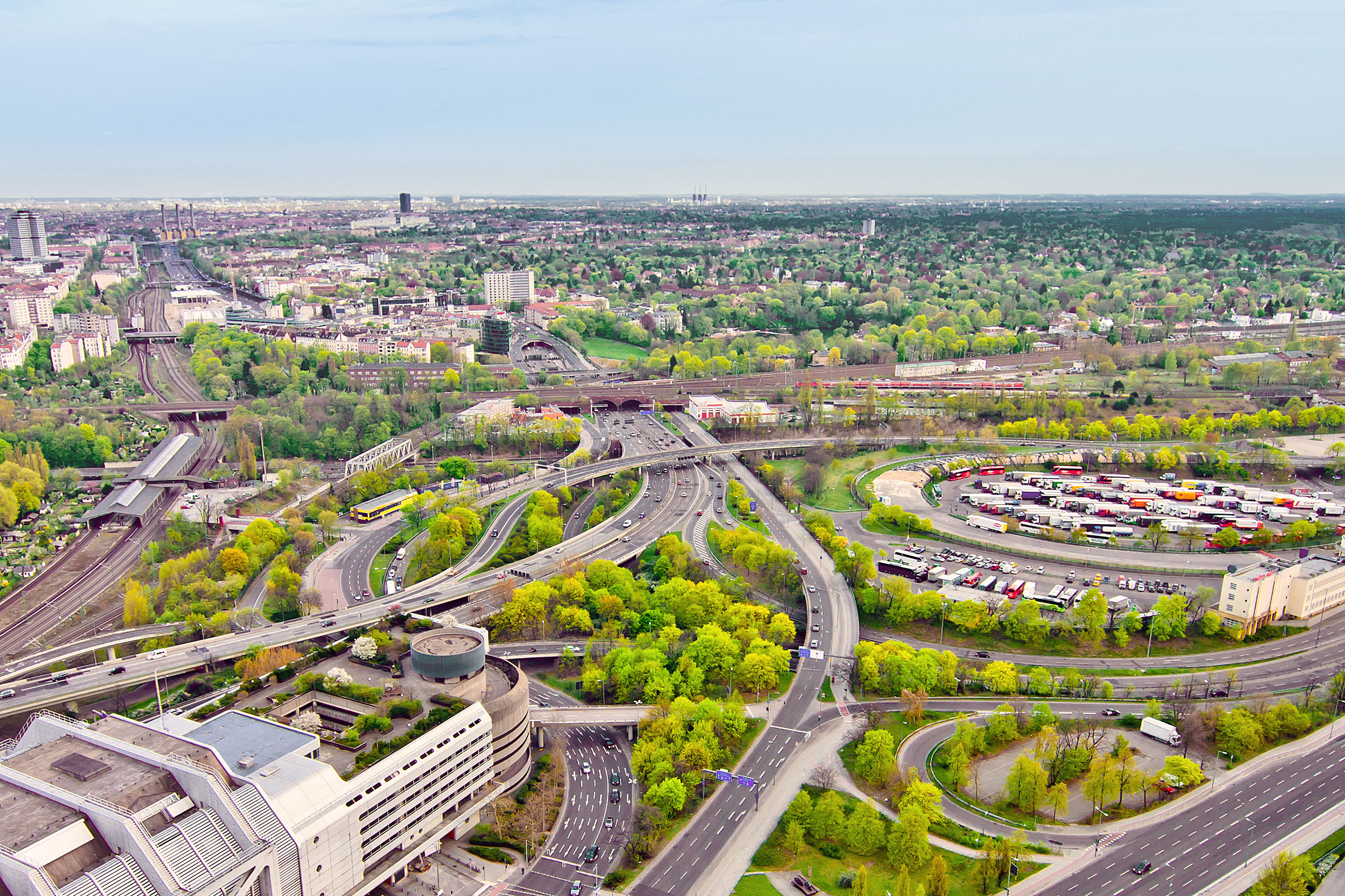 Autobahndreieck Funkturm aus der Vogelperspektive